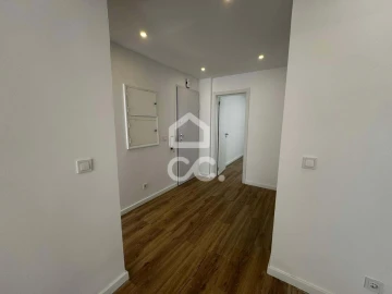 Apartamento T2 para Venda em Algueirão-Mem Martins