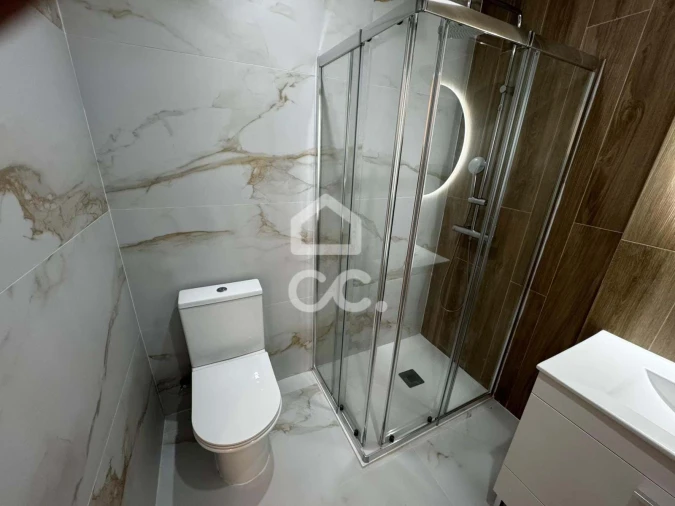 Apartamento T2 para Venda em Algueirão-Mem Martins Foto 9