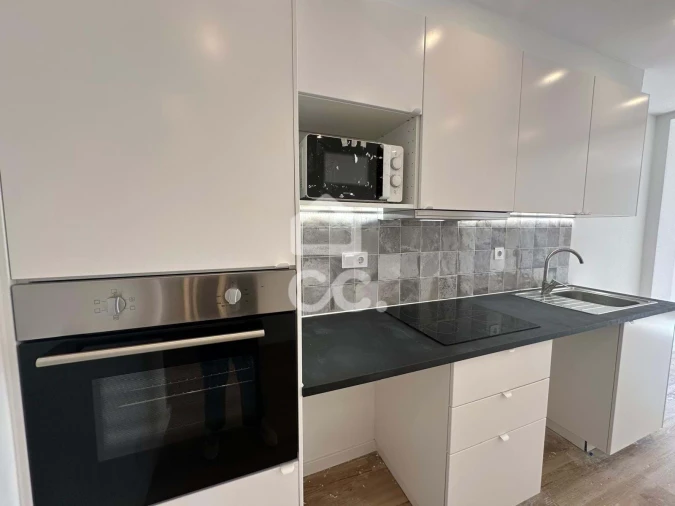 Apartamento T2 para Venda em Algueirão-Mem Martins Foto 4