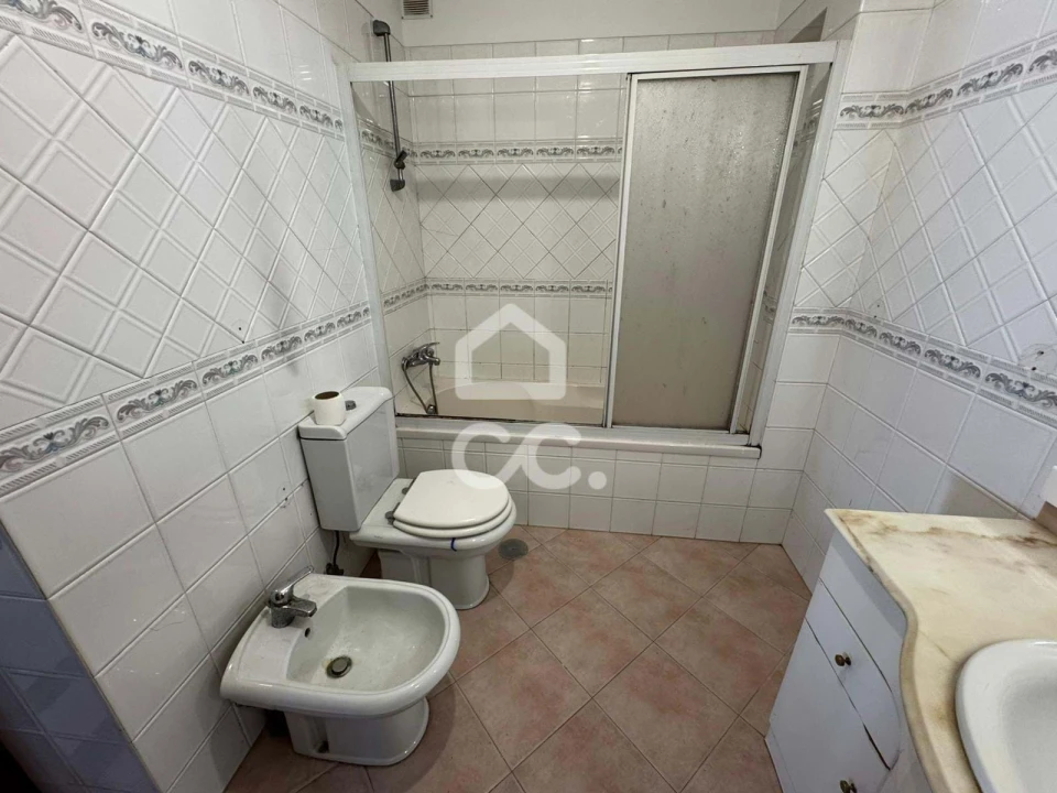 Apartamento T3 para Venda em Sacavém e Prior Velho Foto 7