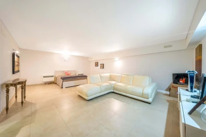 Moradia T4 para Venda em Agualva e Mira-Sintra