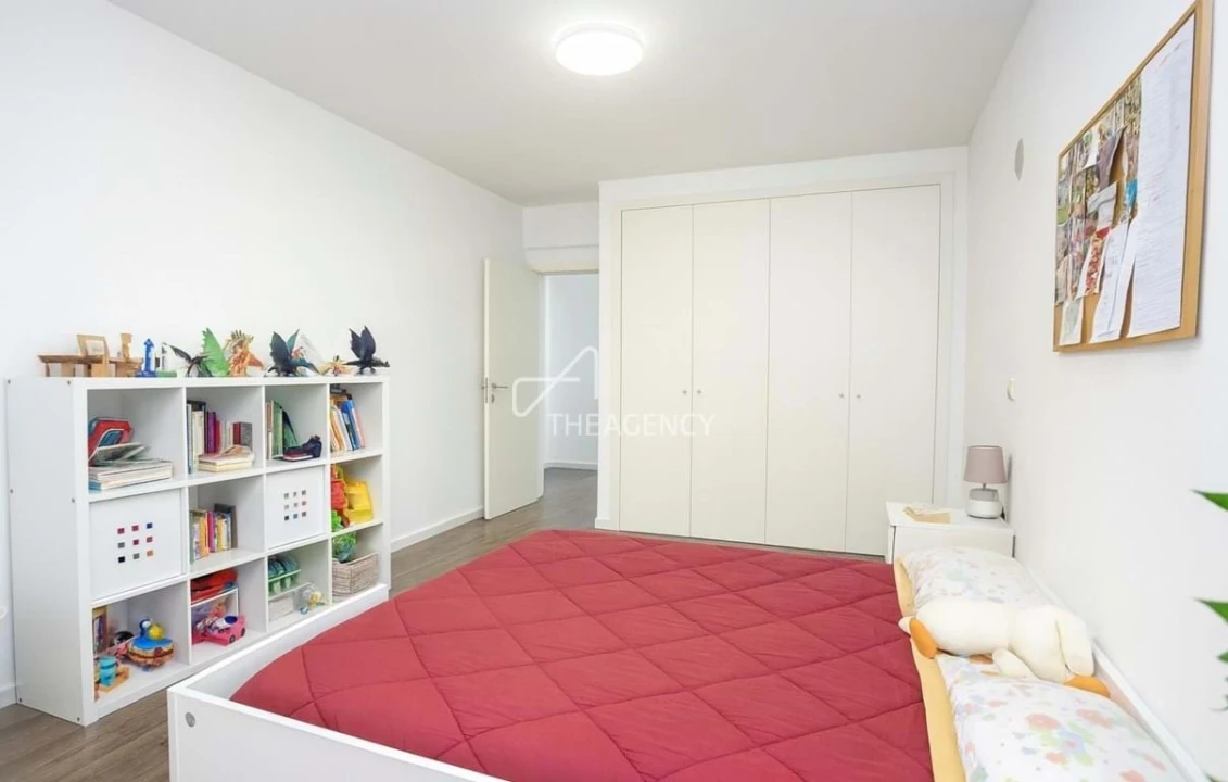 Moradia T4 para Venda em Agualva e Mira-Sintra Foto 10