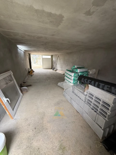 Moradia T3 para Venda em Subportela, Deocriste e Portela Susã