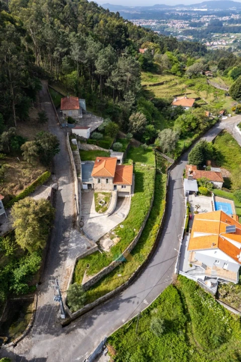 Moradia T3 para Venda em Subportela, Deocriste e Portela Susã
