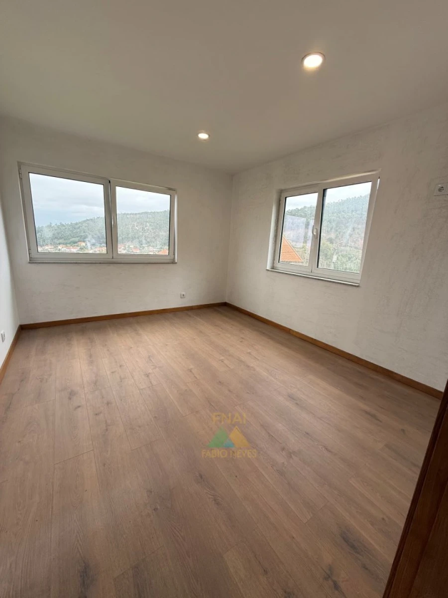 Moradia T3 para Venda em Subportela, Deocriste e Portela Susã Foto 6