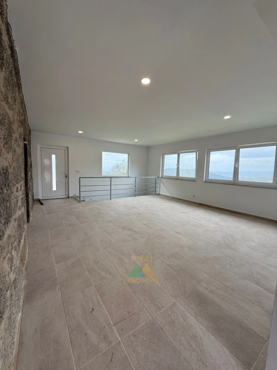 Moradia T3 para Venda em Subportela, Deocriste e Portela Susã Foto 10