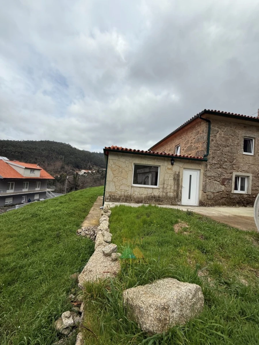 Moradia T3 para Venda em Subportela, Deocriste e Portela Susã Foto 39