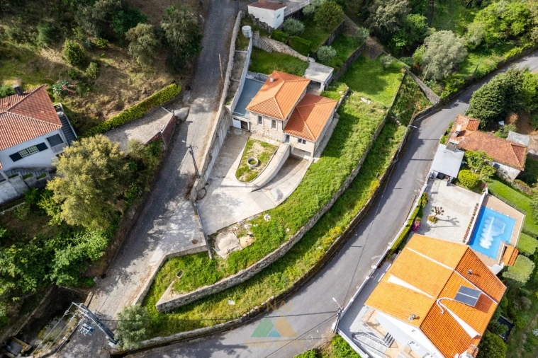 Moradia T3 para Venda em Subportela, Deocriste e Portela Susã Foto 2
