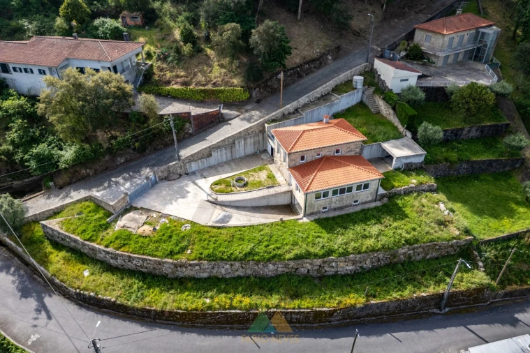 Moradia T3 para Venda em Subportela, Deocriste e Portela Susã Foto 4