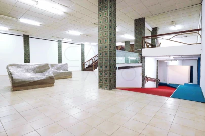 Loja para Arrendamento em Avenidas Novas