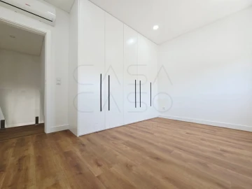 Moradia T4 para Venda em Setubal (São Sebastião)