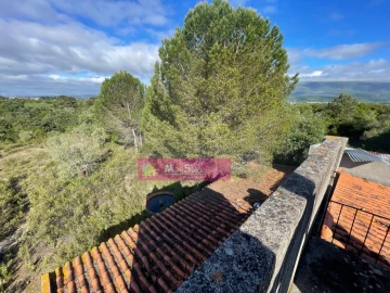 Terreno Misto para Venda em Zibreira