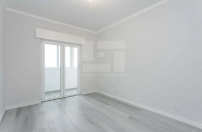 Apartamento T2 para Venda em Quarteira