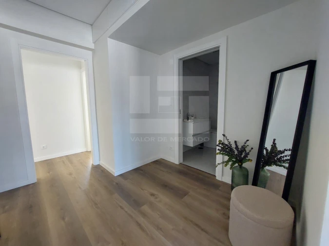 Apartamento T3 para Venda em Benfica Foto 17