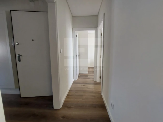 Apartamento T3 para Venda em Benfica Foto 24