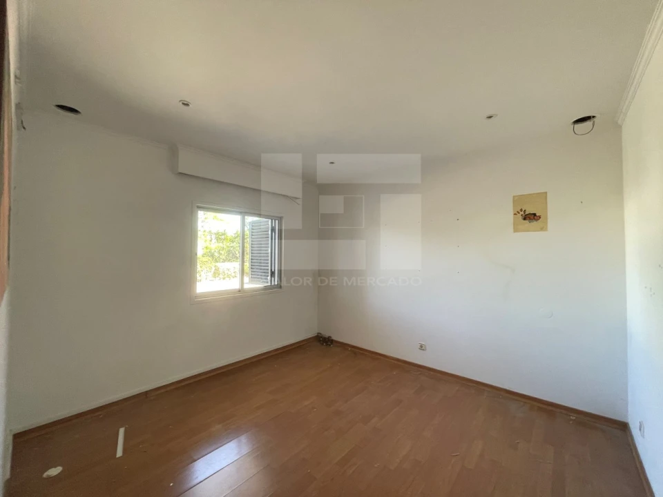 Moradia T5 para Venda em Almancil Foto 22