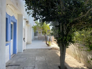 Moradia T5 para Venda em Almancil