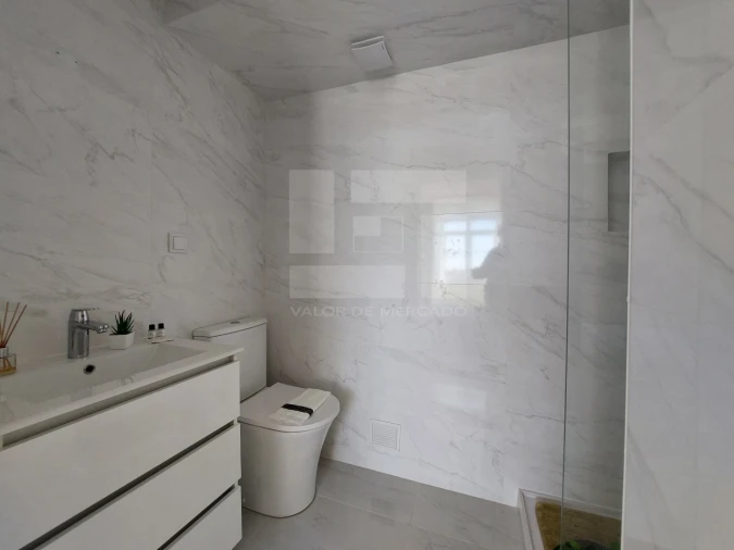 Apartamento T3 para Venda em Benfica Foto 19