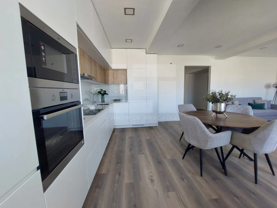 Apartamento T3 para Venda em Benfica Foto 17