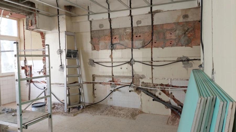 Apartamento T3 para Venda em Benfica Foto 4