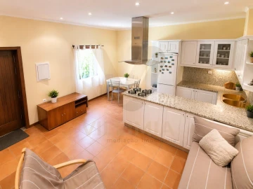 Moradia T3 para Venda em Bárrio e Cepões