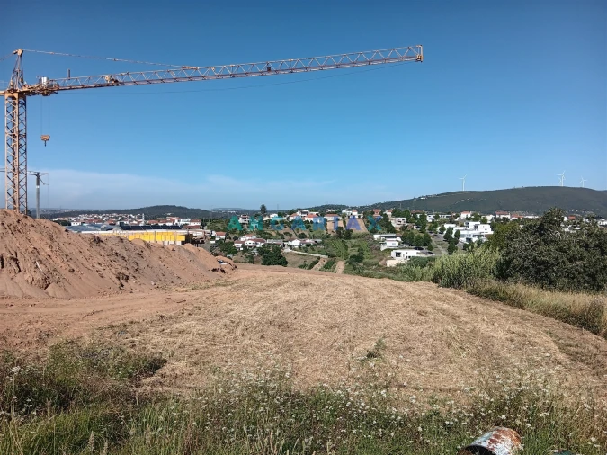 Terreno para Venda em Leiria, Pousos, Barreira e Cortes Foto 2