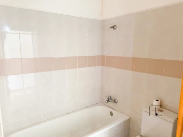 Apartamento T1 para Venda em Caniço