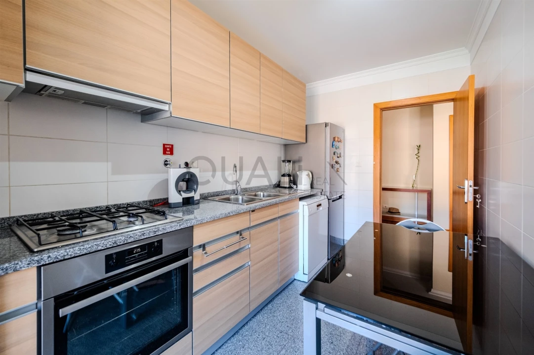 Apartamento T2 para Venda em Santo Antonio Foto 10