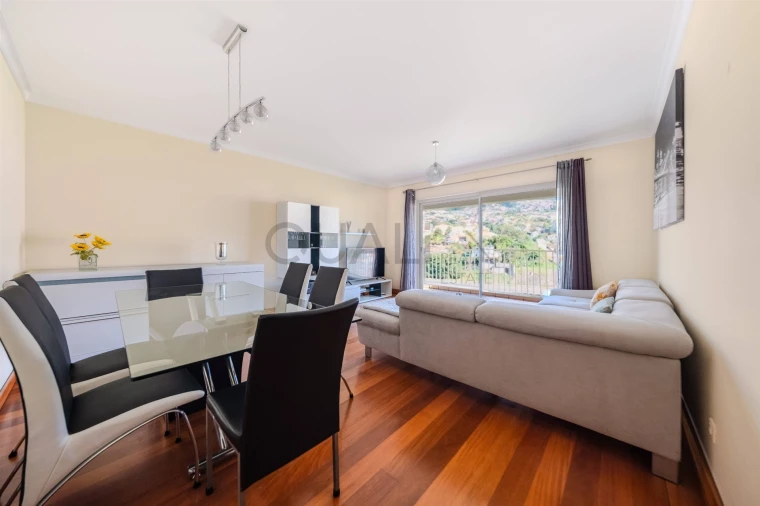 Apartamento T2 para Venda em Santo Antonio Foto 3