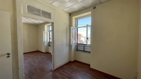 Moradia T3 para Venda em O. Azeméis, Riba-Ul, Ul, Macinhata Seixa, Madail