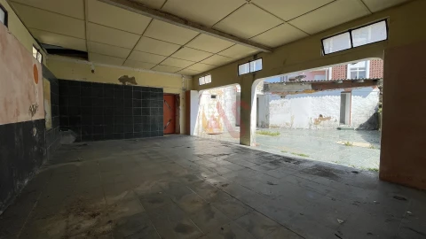 Moradia T3 para Venda em O. Azeméis, Riba-Ul, Ul, Macinhata Seixa, Madail