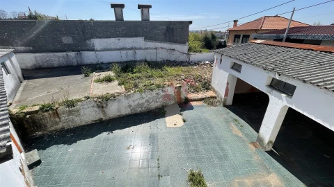 Moradia T3 para Venda em O. Azeméis, Riba-Ul, Ul, Macinhata Seixa, Madail