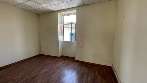 Moradia T3 para Venda em O. Azeméis, Riba-Ul, Ul, Macinhata Seixa, Madail