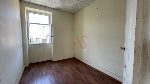 Moradia T3 para Venda em O. Azeméis, Riba-Ul, Ul, Macinhata Seixa, Madail