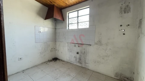 Moradia T3 para Venda em O. Azeméis, Riba-Ul, Ul, Macinhata Seixa, Madail