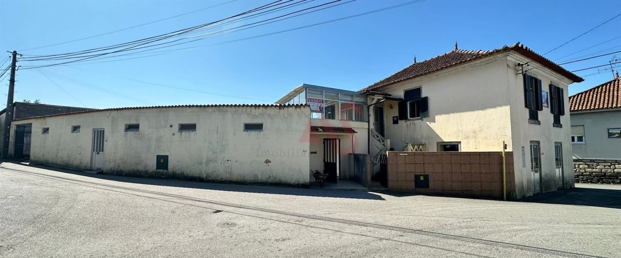 Moradia T3 para Venda em O. Azeméis, Riba-Ul, Ul, Macinhata Seixa, Madail Foto 8