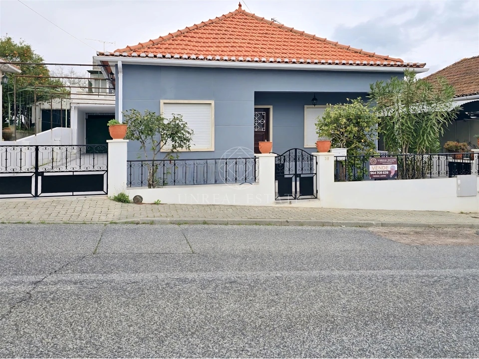 Moradia T4 para Venda em Torres Novas (Santa Maria, Salvador e Santiago) Foto 2