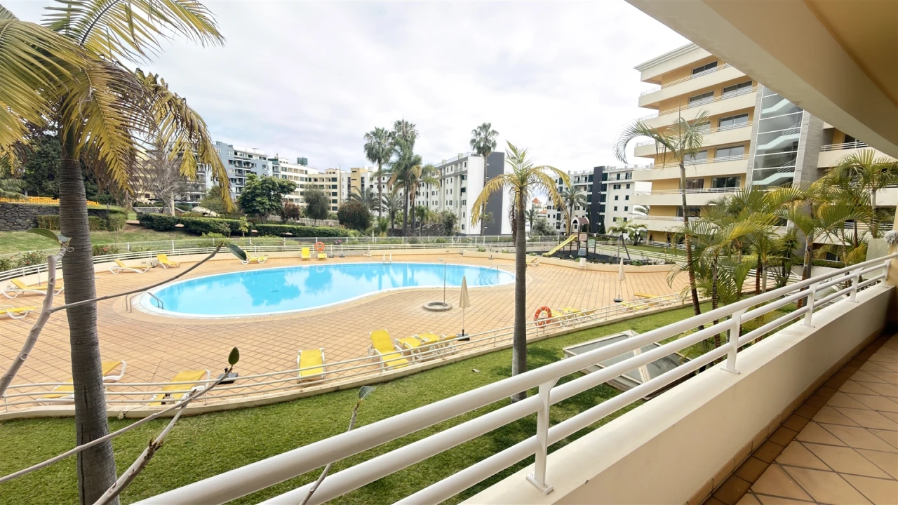 Apartamento T2 para Arrendamento em São Martinho Foto 1