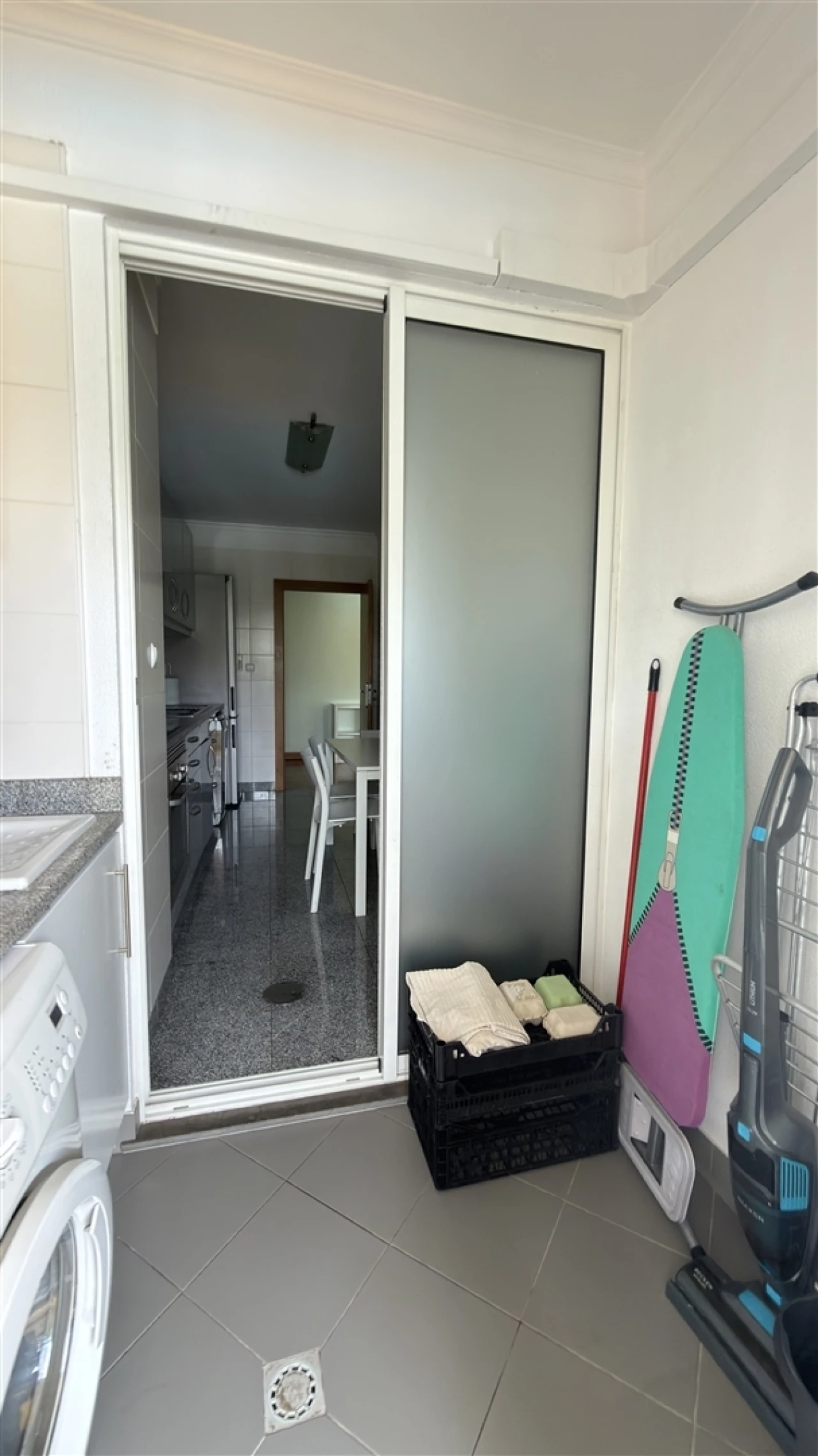 Apartamento T2 para Arrendamento em São Martinho Foto 15