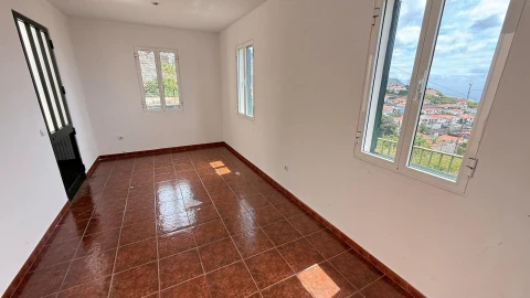 Moradia T3 para Venda em Imaculado Coração de Maria