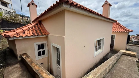 Moradia T3 para Venda em Imaculado Coração de Maria