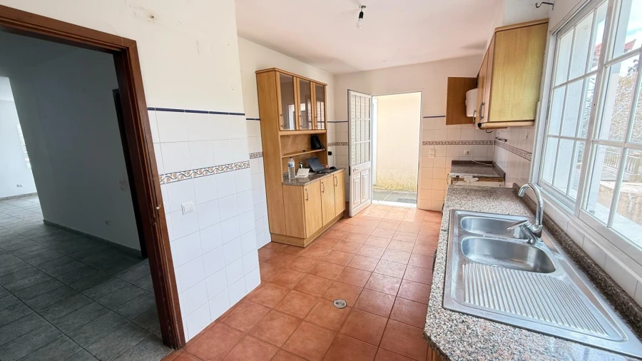 Moradia T3 para Venda em Imaculado Coração de Maria Foto 11