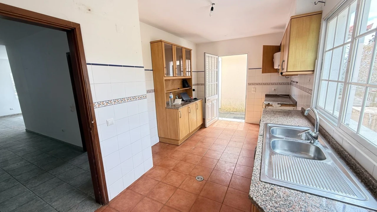 Moradia T3 para Venda em Imaculado Coração de Maria Foto 11