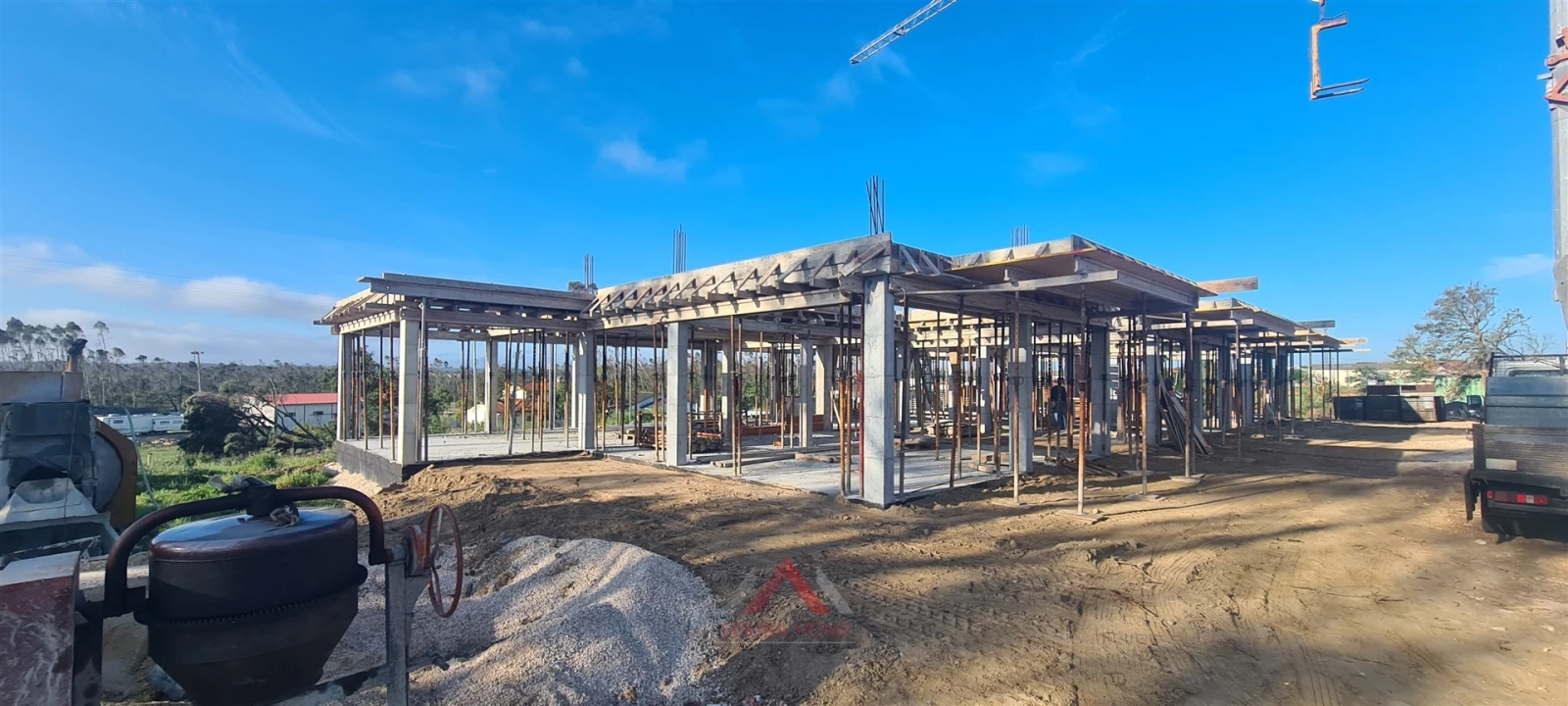 Moradia T4 para Venda em Amor Foto 17