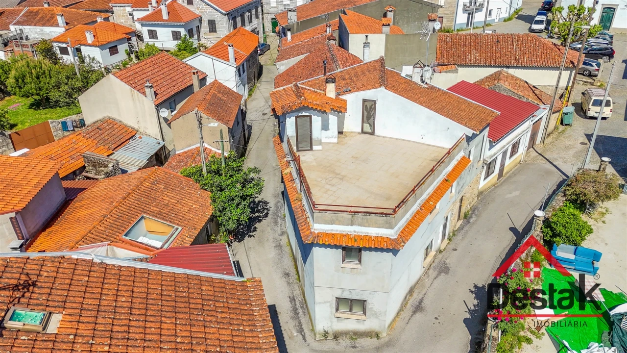 Moradia T3 para Venda em Oliveira do Conde Foto 14