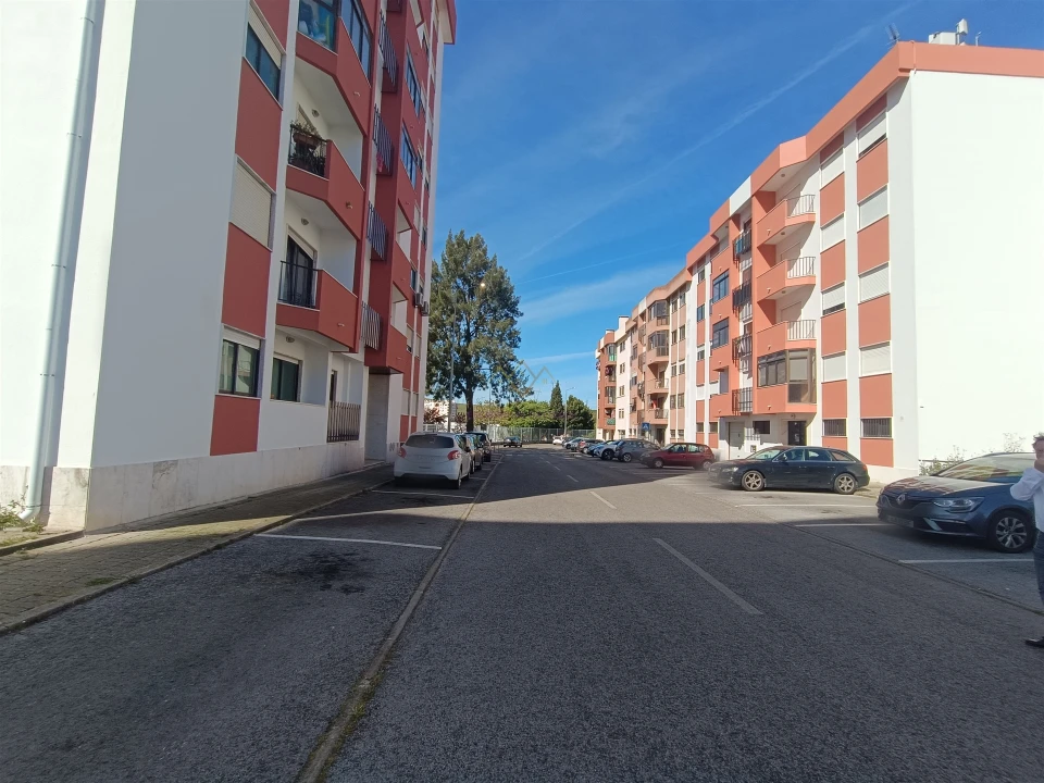 Terreno para Venda em Queluz e Belas Foto 19