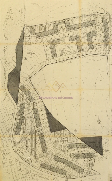 Terreno para Venda em Queluz e Belas