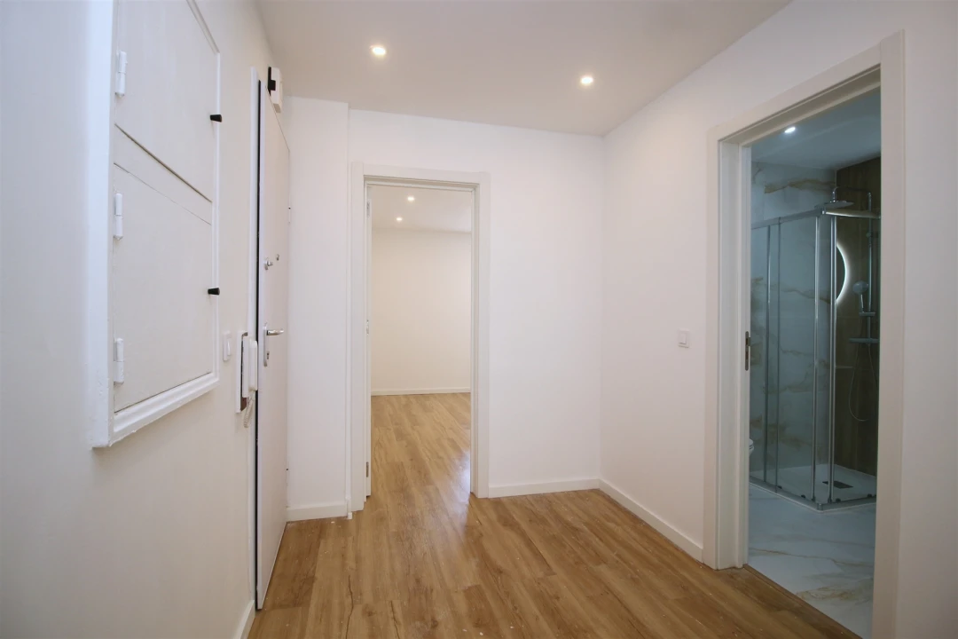 Apartamento T2 para Venda em Algueirão-Mem Martins Foto 24