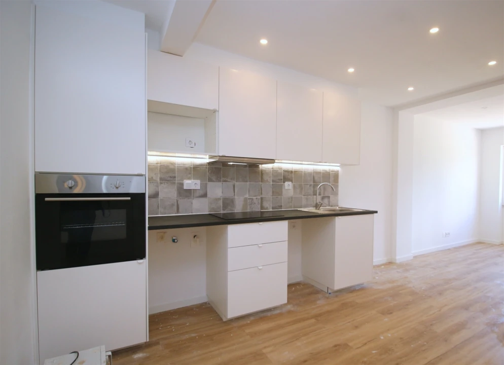 Apartamento T2 para Venda em Algueirão-Mem Martins Foto 7