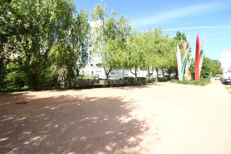 Apartamento T2 para Venda em Algueirão-Mem Martins Foto 28